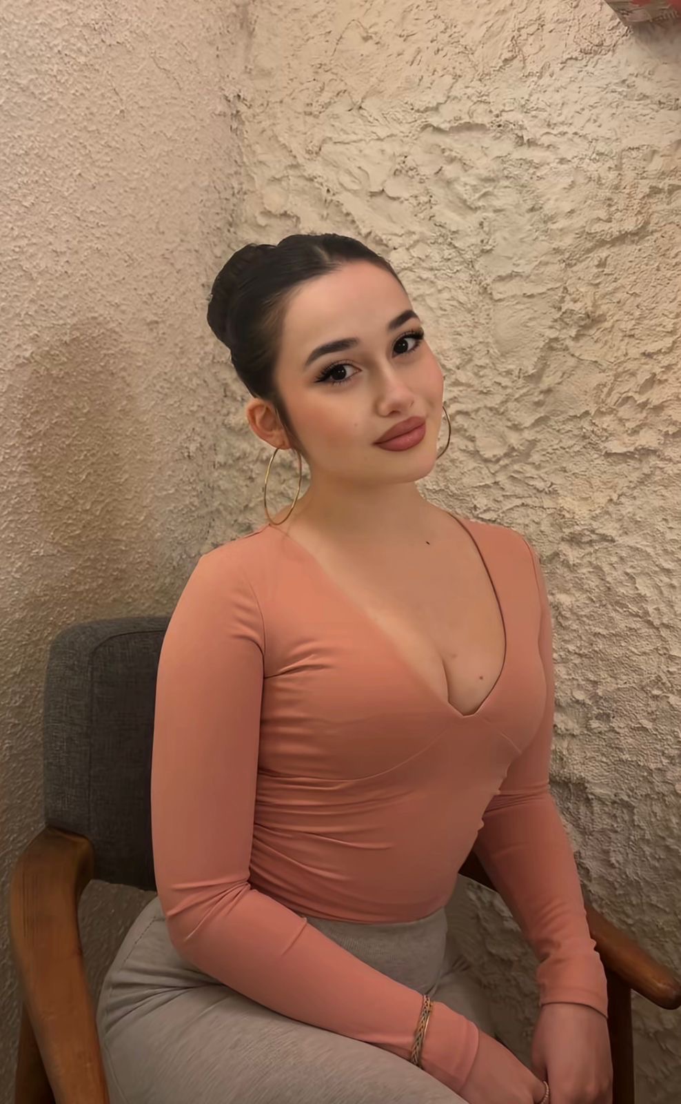 Gümüşsuyu Güler Yüzlü Bayan Escort Berkay