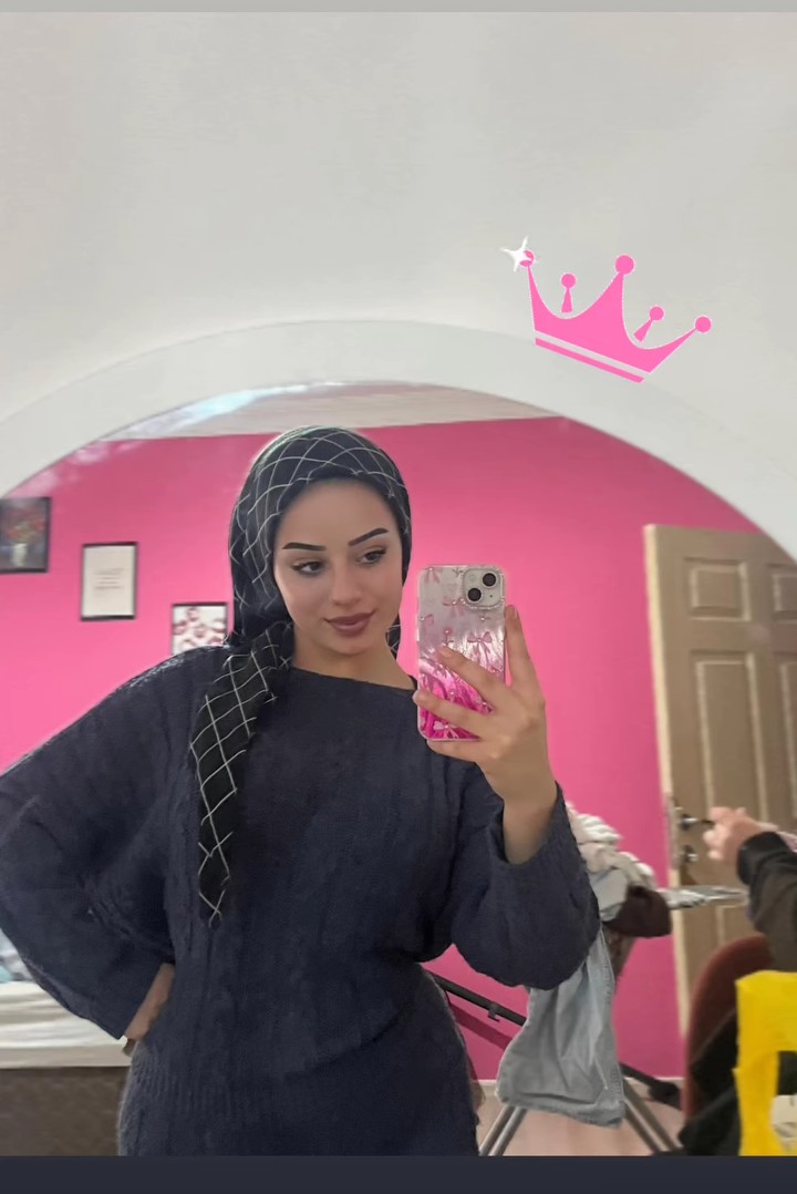 Saatli Güzel Gülüşlü Partner Bayan Escort Lale
